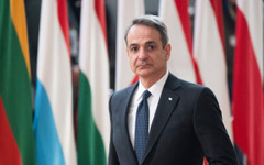 Гърция обяви мерки за подкрепа за 500 млн. евро, след като бюджетът за 2025 г. надмина очакванията