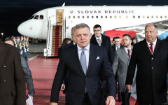 Фицо променя плановете си за 9 май, няма да е до Путин на парада в Москва