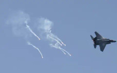 Опасно селфи в небето! Южнокорейски изтребители се сблъскали във въздуха, докато пилотите правели снимки