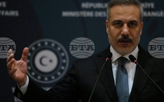 Външните министри на Турция и Пакистан обсъдиха последните развития в преговорите между САЩ и Иран в телефонен разговор