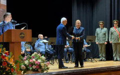 Поредно отличие за УниБИТ в сферата на отбраната и сигурността – Запрянов удостои висшето училище с Плакет