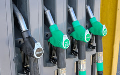 КЗК обсъди с бранша цените на горивата и натиска върху пазара