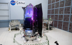 НАСА представи мощен космически телескоп преди изстрелването през септември