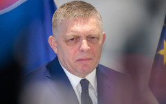 Първо атентат, сега и референдум: Фицо може да остане без пожизнена заплата