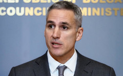 Гюров: Джуджетата са много и, ако им се позволи, ще си отхапят опашката и ще оцелеят