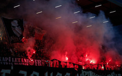 Сблъсъци между фенове на Локо Пловдив и полицията в Кърджали