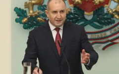 НЦЦ: Какво е общото между Радев в България и Мадяр в Унгария