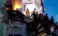 Един човек е убит, а няколко са ранени при украинска атака с дрон срещу Новокуйбишевск, съобщиха местните власти