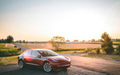 Това е решението, когато батерията на твоята Tesla падне насредата на нищото в чилийска пустиня