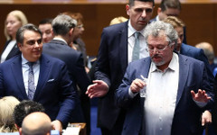 Земетресение в "Промяната". Раздор заради Манол Генов