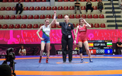 Олга Попова започна Европейското по борба със забележителен обрат