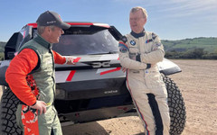 Дачия Сандрайдър събра две легенди