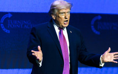 Тръмп има седмица, за да реши съдбата на войната с Иран