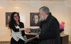 Евгения Динева получи първа награда от 28-ото издание на Националния конкурс за къс разказ на името на Рашко Сугарев