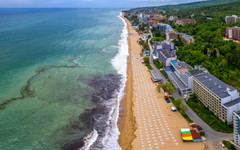 България се подготвя за първия си летен туристически сезон в еврозоната - какви са очакванията на бизнеса