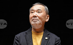 Следващият роман на Харуки Мураками за първи път ще има жена за главен герой