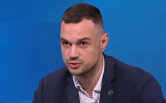 Ангел Стойков: Студенти с успех 6.00 губят стипендиите си