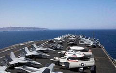 Самолетоносачът "Буш" навлезе в Индийския океан