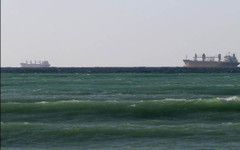 Един кораб е преминал през Ормузкия проток