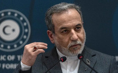 Иранският външен министър пристига в Исламабад на фона на очаквания за подновяване на преговорите