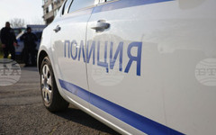 Двама непълнолетни младежи от село Гърмен са извършили кражба на акумулатори от четири автомобила