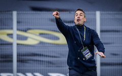 Хулио Веласкес викна двама от Левски на спявка преди Вечното дерби с ЦСКА