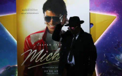 Биографичният филм за Майкъл Джексън разби рекорд с премиерата си