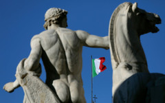 Италия ще изпревари Гърция като най-задлъжнялата страна в еврозоната още тази година