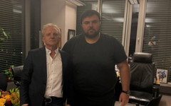 "Ябълката на раздора" в българската борба преподписа с ЦСКА, остава задълго у нас