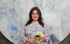 Александра Георгиева представи в Плевен книгата си "Бони Бон – торта с ром"