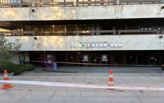 14-годишно момче е в кома заради срутил се парапет край НДК