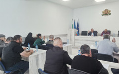 Общински съветник от ПП-ДБ предложи създаване на комисия за проверки на социални назначения и публичност на общинските длъжници в Лозница