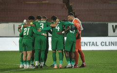 10 "соколи" рухнаха в края срещу Берое. Битката за спасение става още по-завързана