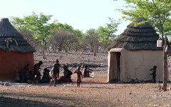 "Непознатите земи": Пътешествие до Намибия и племето химба