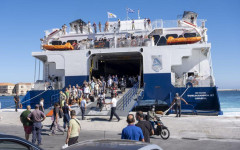 Стачка блокира морския транспорт в Гърция на 1 май