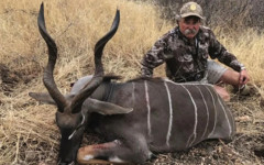 Слонове стъпкаха до смърт американски милионер по време на сафари в Африка