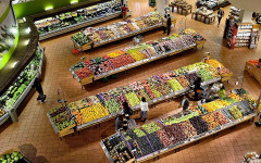 Ценови шок: доматите и краставиците стават деликатес