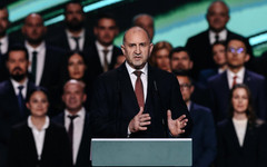 След изборите в България: какво се крие зад енигмата Радев