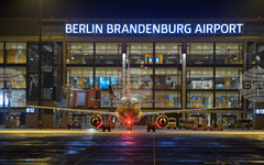 Решението на "Райънеър" да затвори базата си в Берлин е "насочено срещу цели германския авиационен сектор", заявиха от асоциацията на летищата в страната