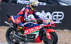 Жоан Мир отнесе очаквано наказание за утрешната Гран При на Испания