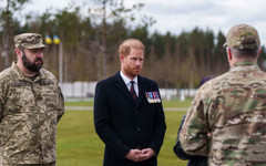 Принц Хари призова САЩ за по-силно лидерство по време на визита в Киев