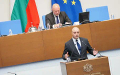 Доц. Атанас Славов: Българските граждани искат политическа стабилност