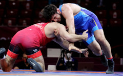 Първи медал за Ахмед Магамаев от голямо първенство - окичи се с бронз на европейското в Албания