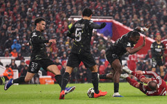 ПСЖ направи още една крачка към титлата с победа над Анже