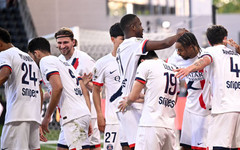 ПСЖ се възползва от гафа на Ланс и отново води стабилно