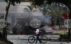 Избухнало взривно устройство в автобус в Колумбия отне живота на 7 души и рани най-малко 17