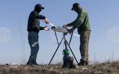 Един човек е загинал при атака на украински дронове срещу Крим; летящ към Москва дрон е бил свален, съобщиха руските власти