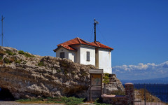 Между два континента и една чаша узо: Магията на гръцкия остров Митилини