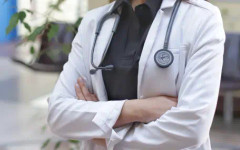 Пациенти: Такса от 6 евро за преглед при лекар ще удари семействата