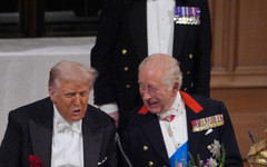 Крал Чарлз III е "силно облекчен", че Доналд и Мелания Тръмп са невредими след стрелбата